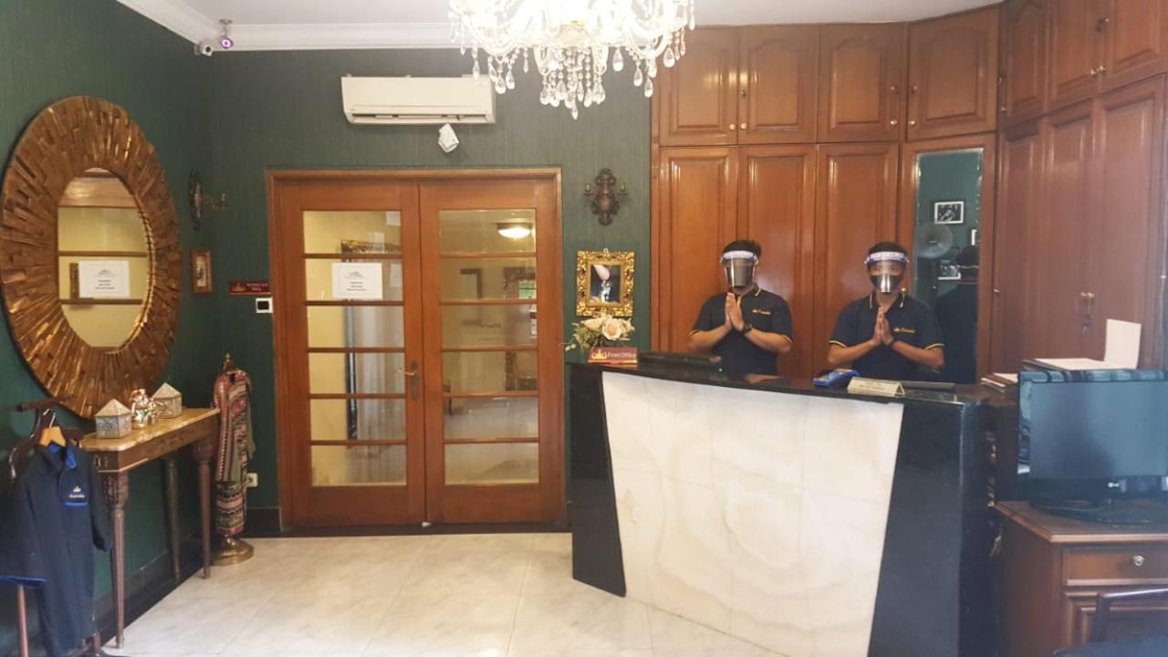 Arimbi Pejaten Suites Jakarta Exteriör bild
