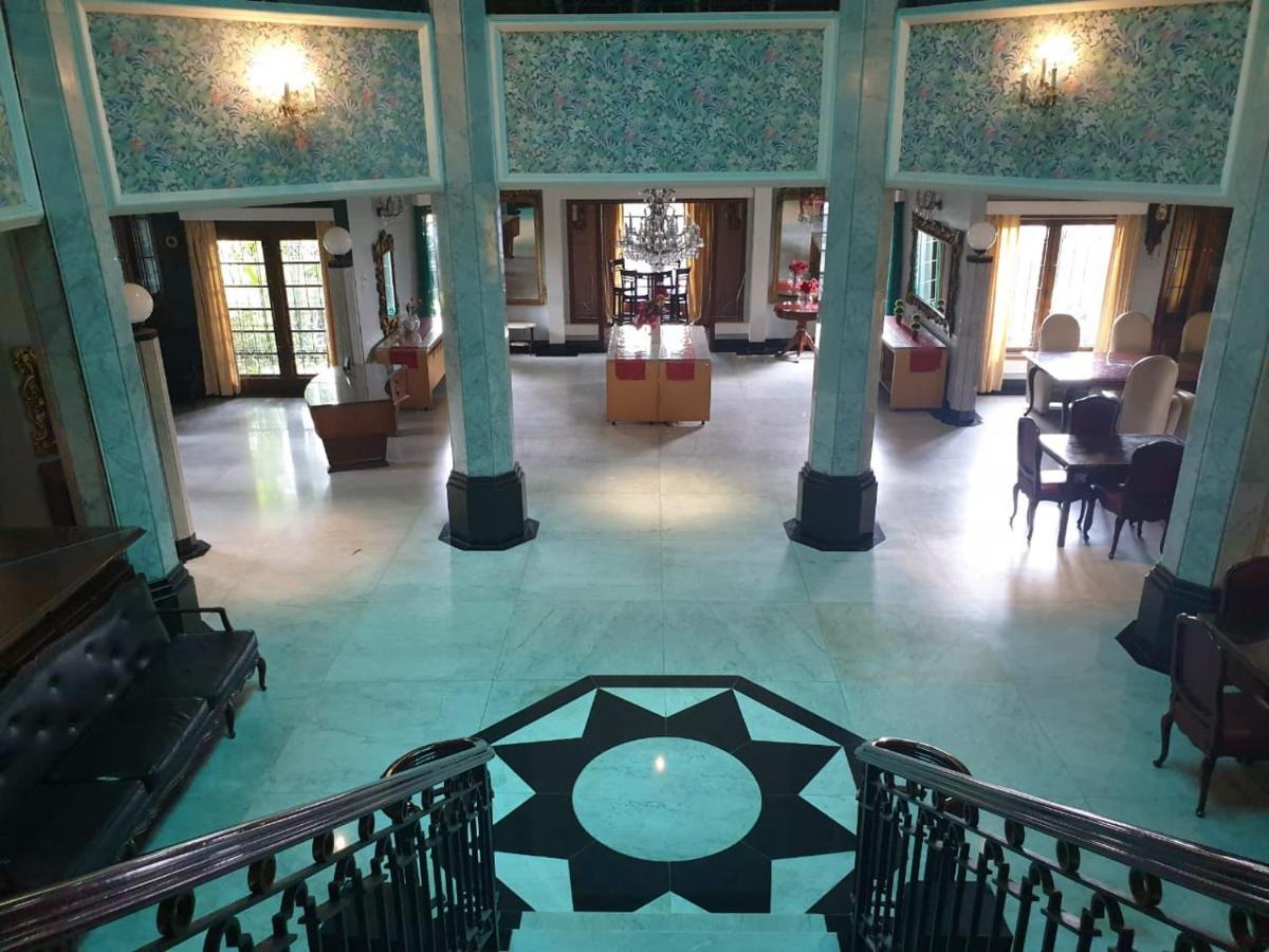 Arimbi Pejaten Suites Jakarta Exteriör bild