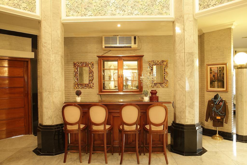 Arimbi Pejaten Suites Jakarta Exteriör bild