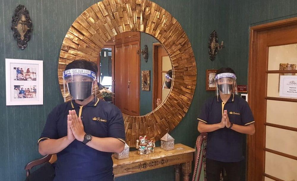 Arimbi Pejaten Suites Jakarta Exteriör bild