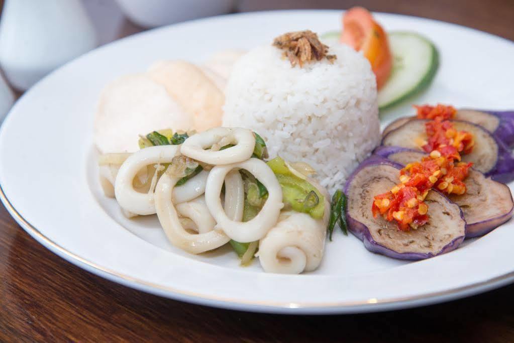 Arimbi Pejaten Suites Jakarta Exteriör bild