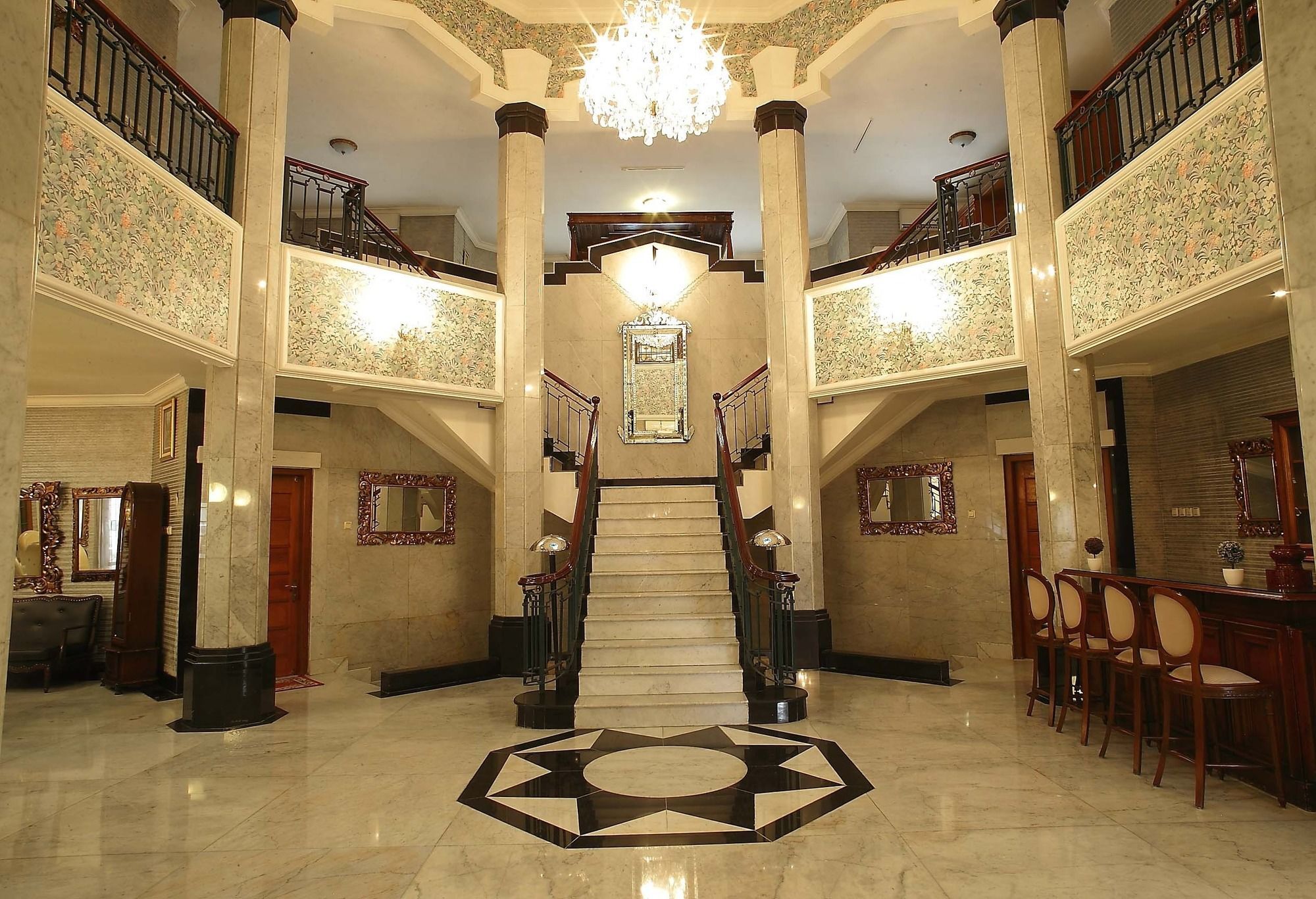 Arimbi Pejaten Suites Jakarta Exteriör bild